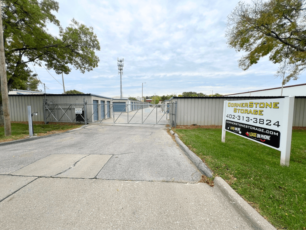 cornerstone contractor bays, warehouses at 56th st in Omaha, NE
