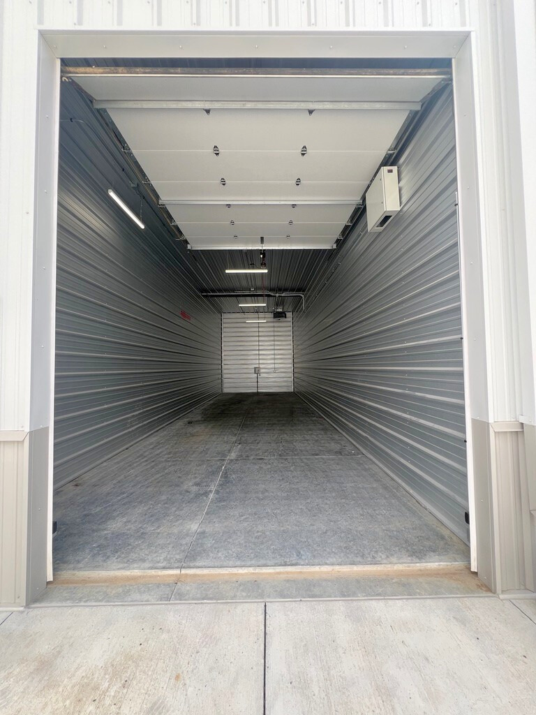 16x55 Council Bluffs Contractor Bays